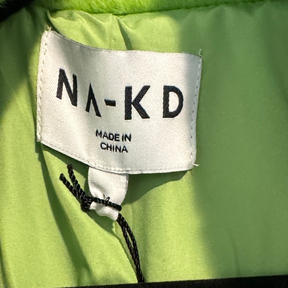 Vibrant Green Teddy Jacket - Picture 2 of 4